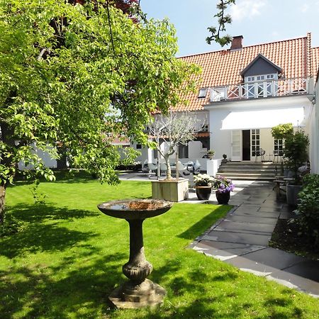 B&B The Old Chestnut Tree Силькеборг Экстерьер фото